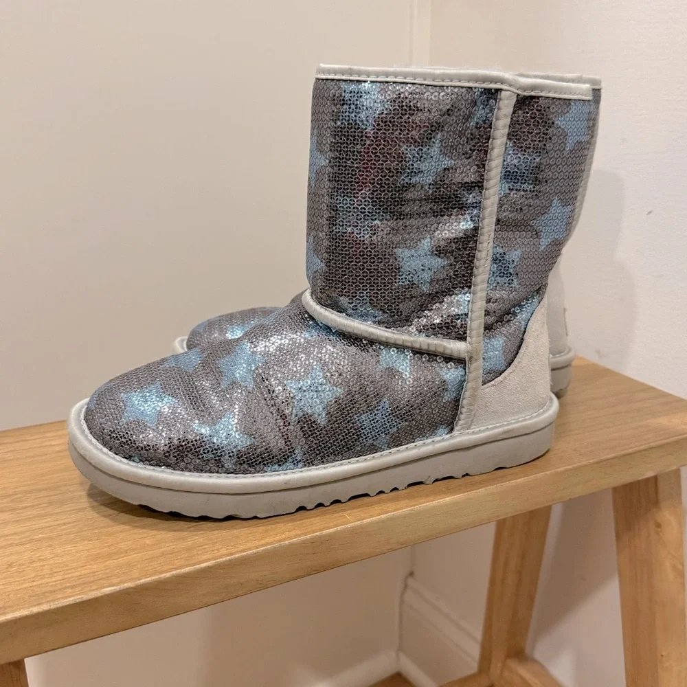 UGG classic short